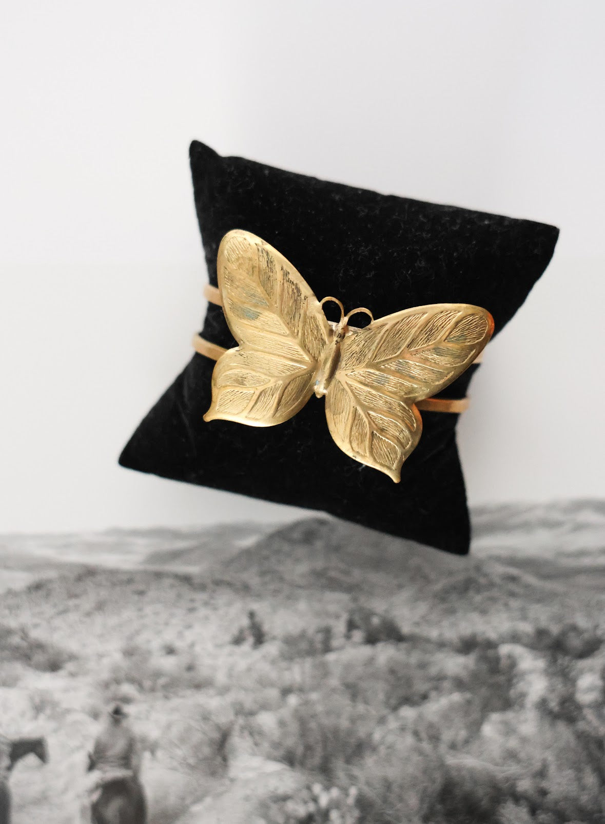 THE VIOLA CUFF