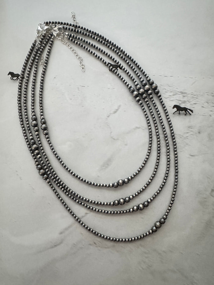 THE FLYNN NAVAJO NECKLACE
