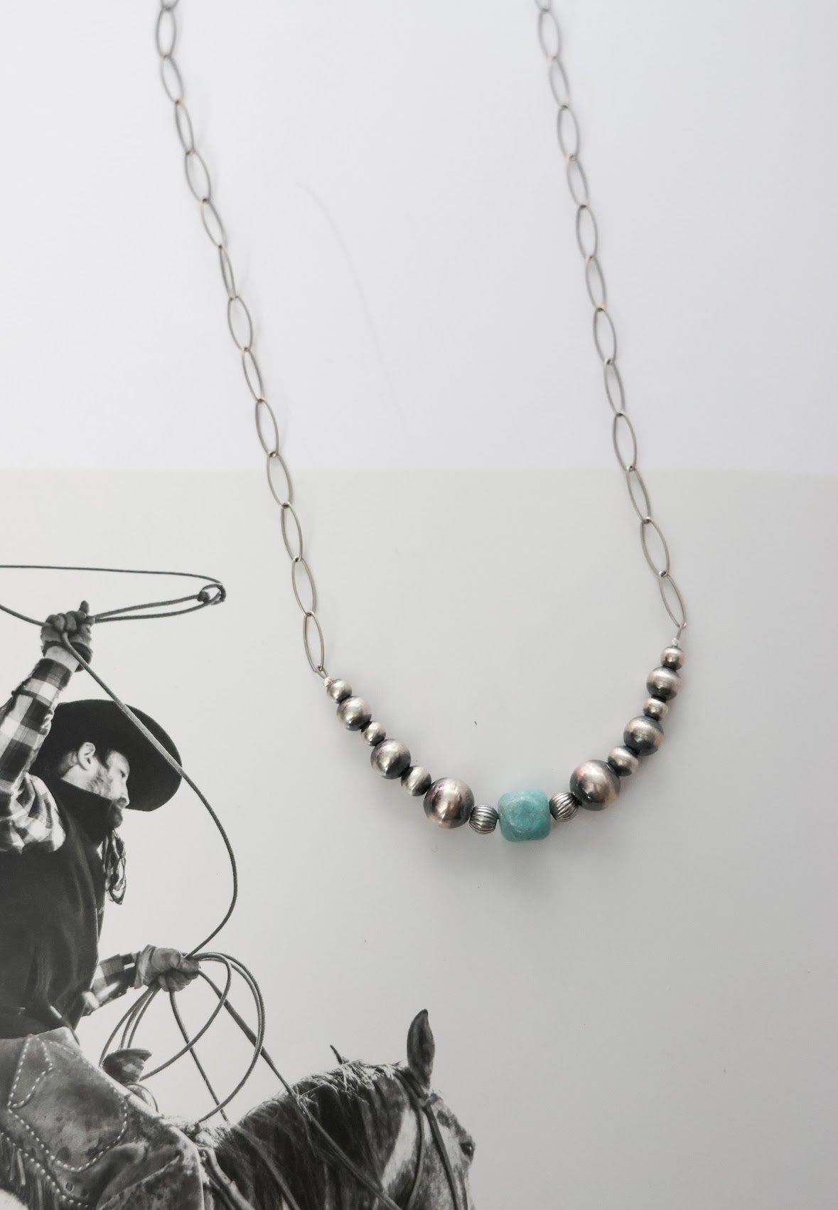 THE AMARA NECKLACE