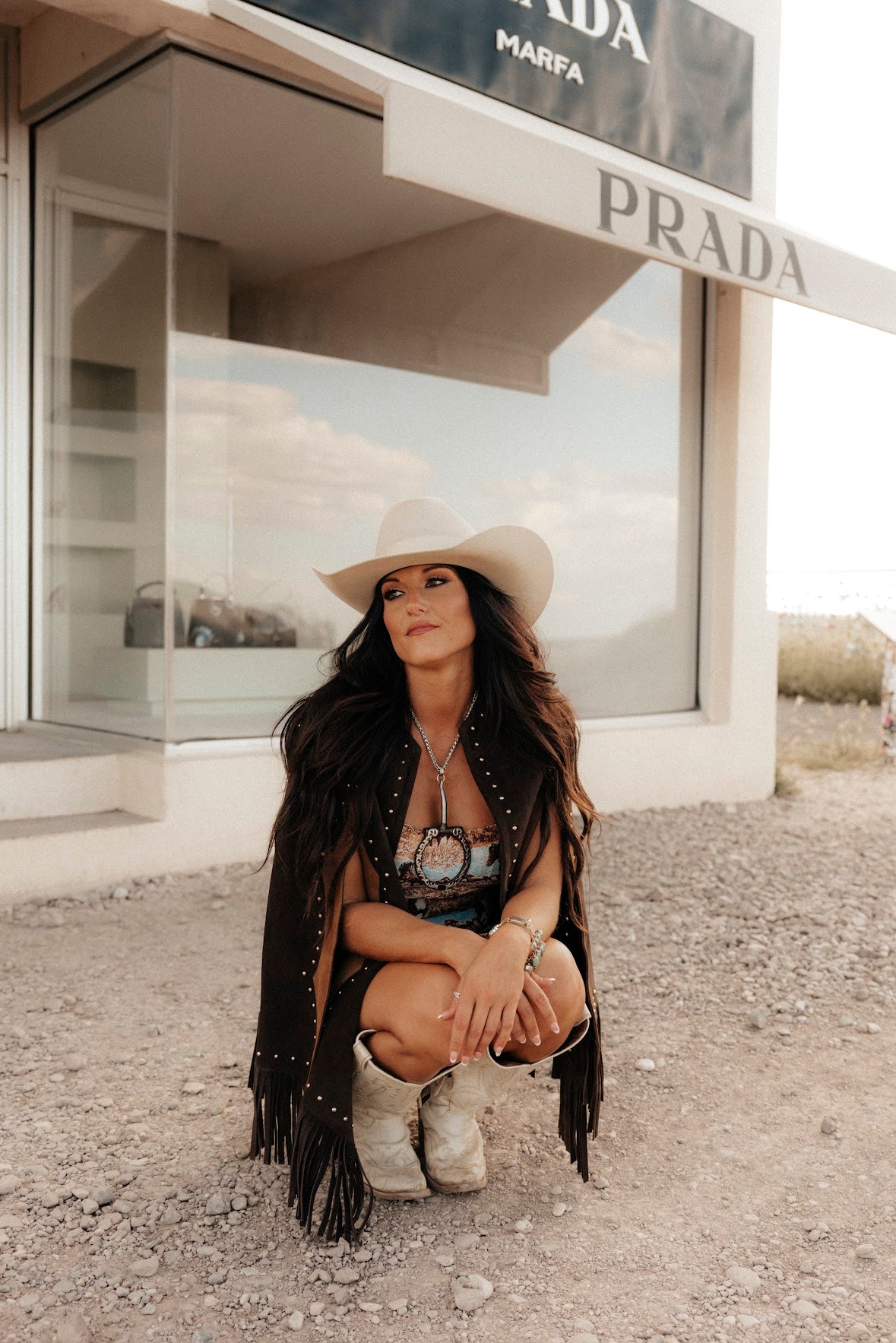 SHADES OF CHOCOLATE CAPE