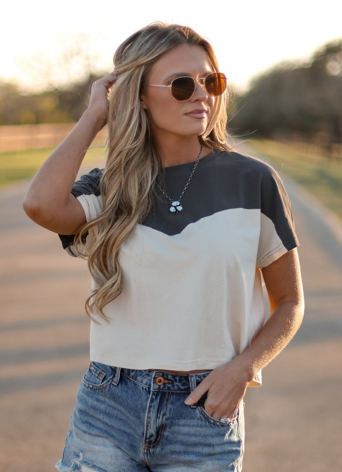 ARIAT LUCKY YOKE TEE