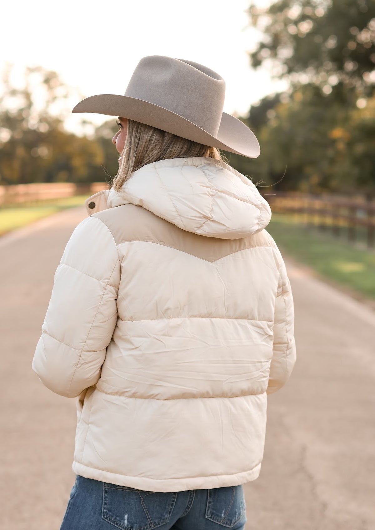 ARIAT FRONTIER PUFFER JACKET