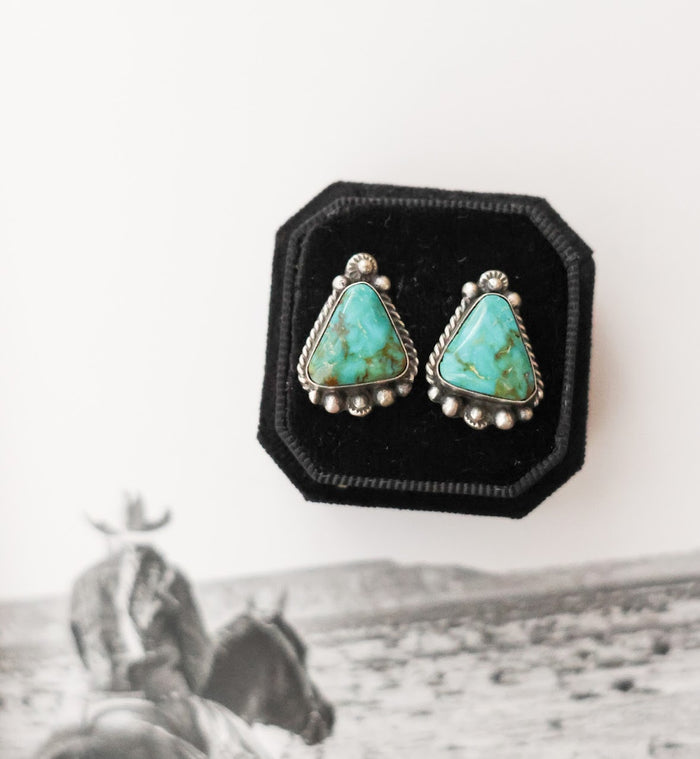 THE RACHELLE EARRINGS