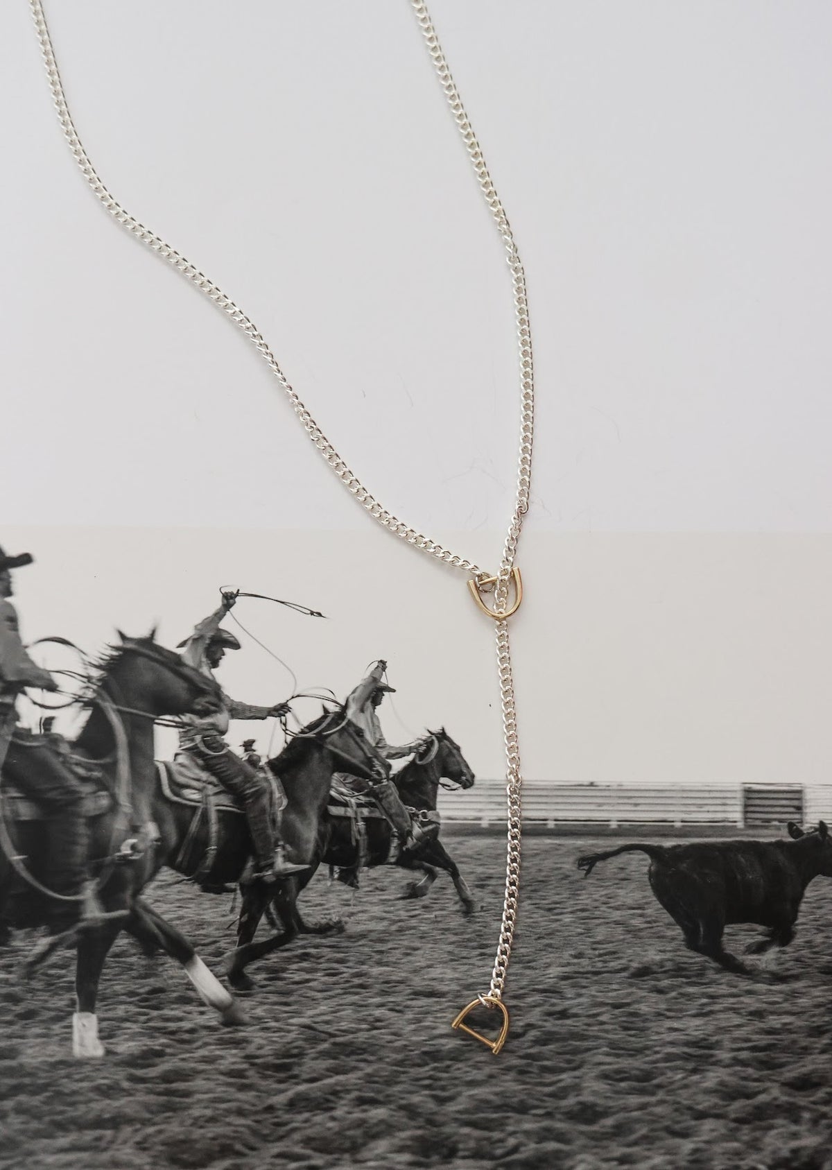 THE TALLA LARIAT SNAFFLE NECKLACE