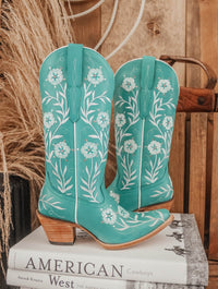 ARIAT ROMANCE J TOE FLORAL BOOT