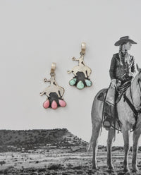 THE BRONC PENDANT