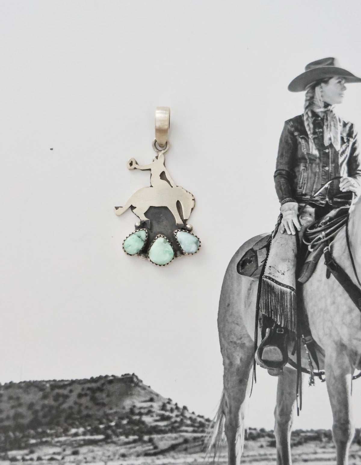 THE BRONC PENDANT