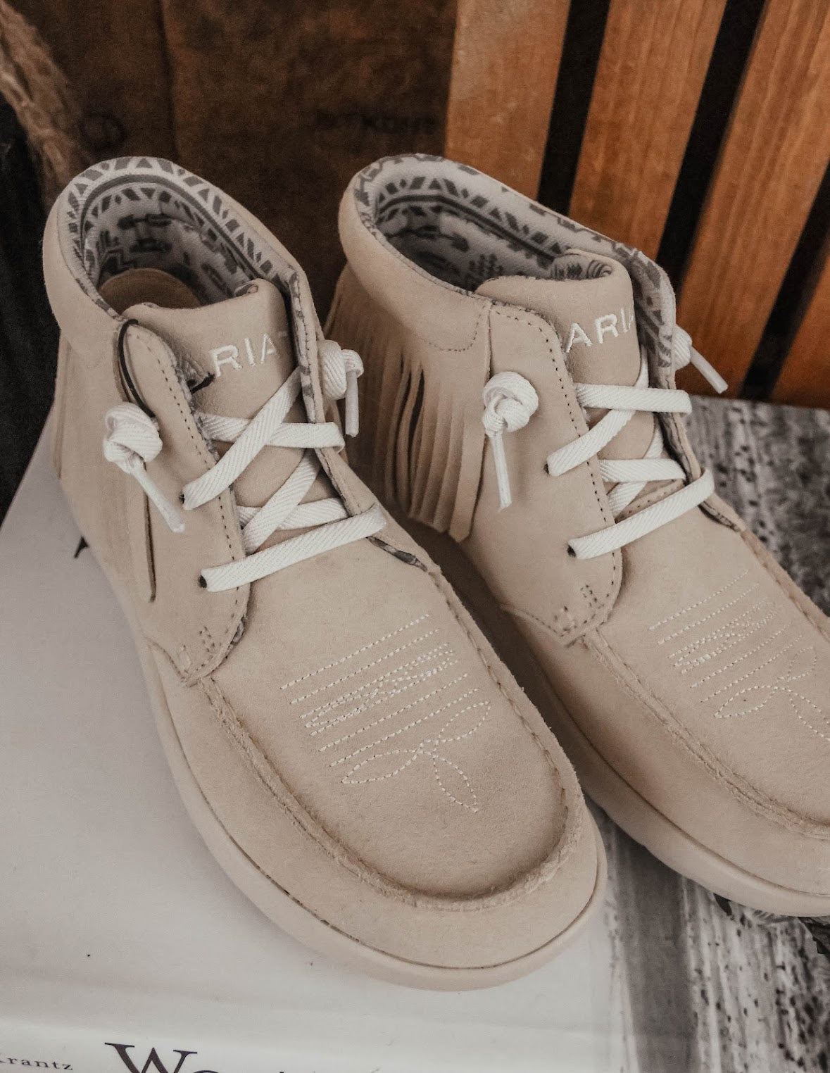 ARIAT HIGH TOP HILO FRINGE SHOE-SAND SUEDE