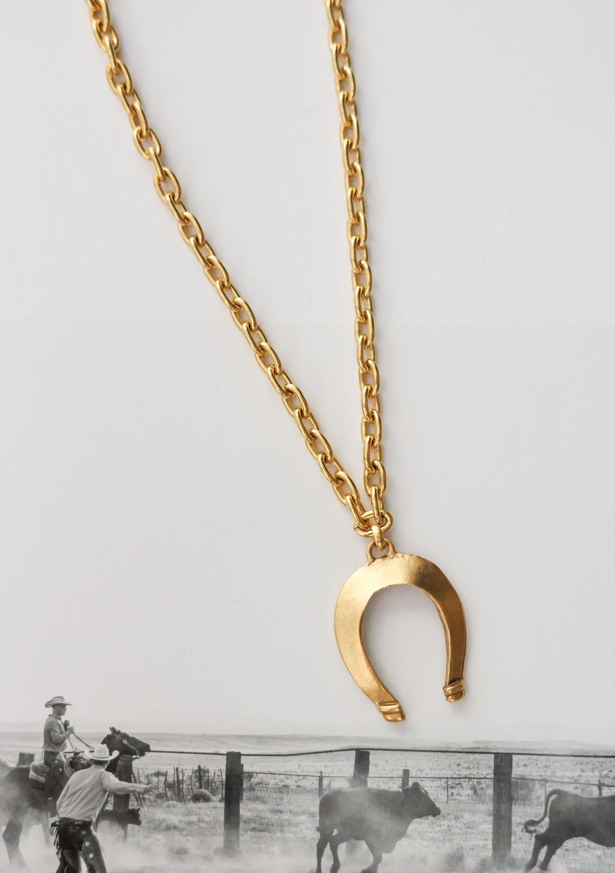THE DOVELY NECKLACE