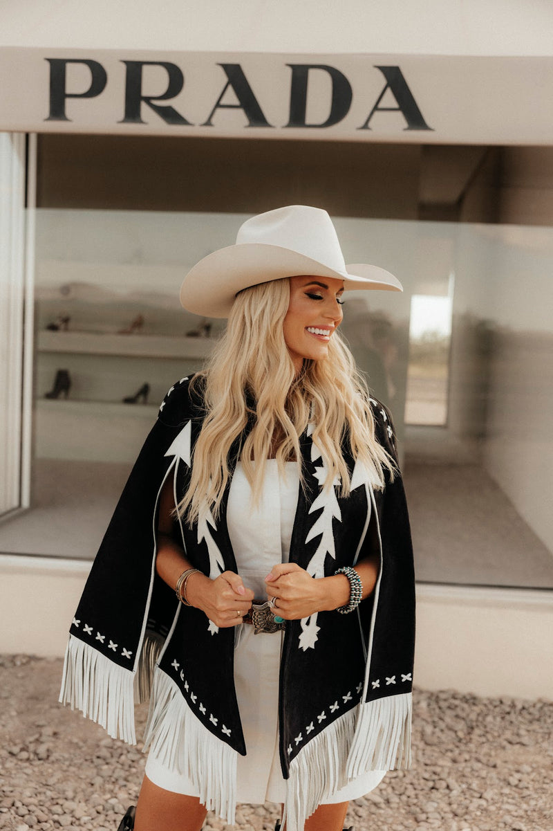 BABE SUEDE CAPE-BLACK & WHITE