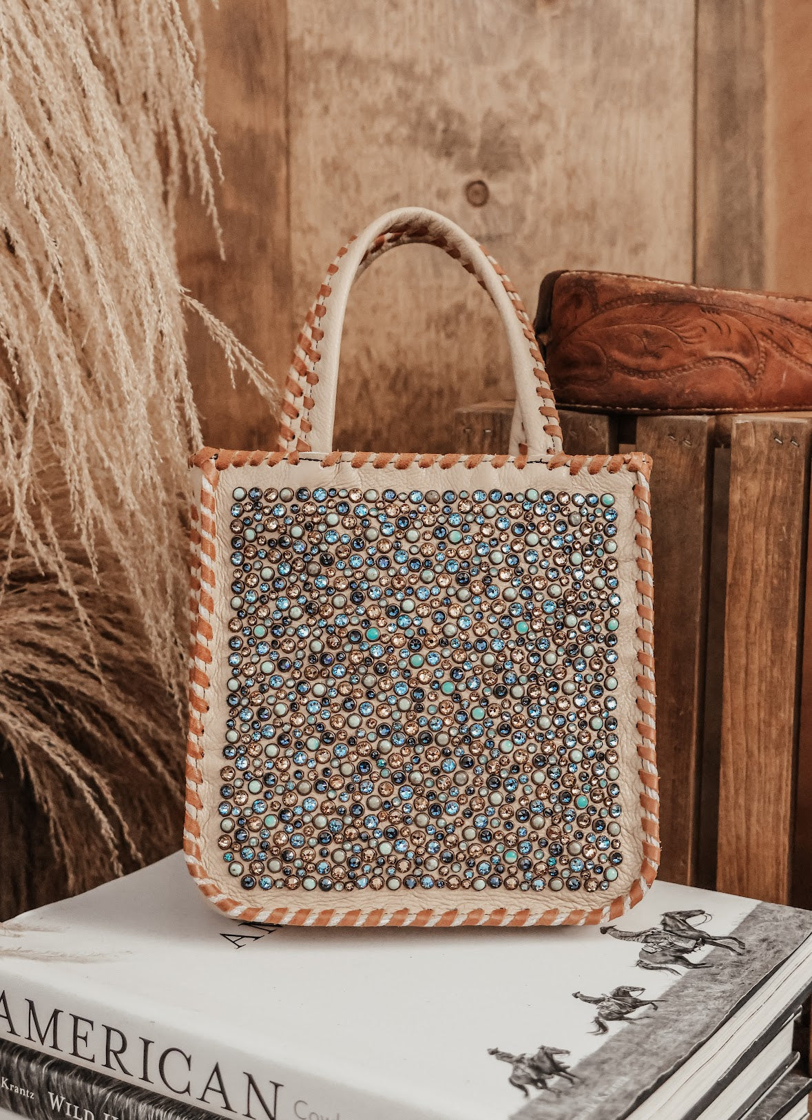THE KURTMEN CRYSTAL GALAXY PURSE