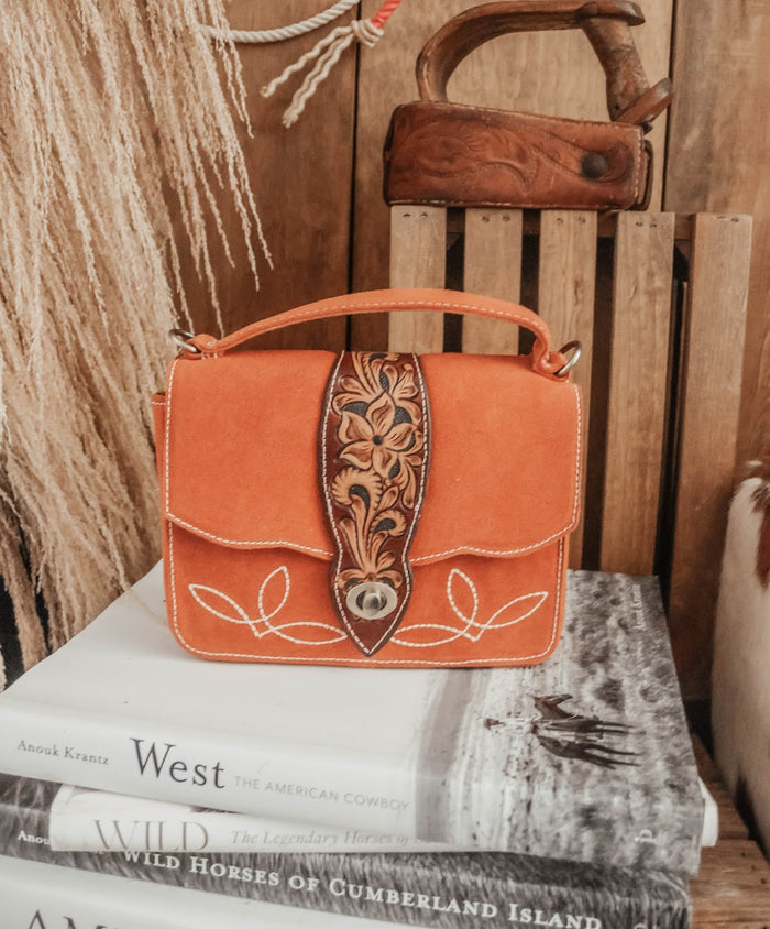 THE CUMBERLAND CROSSBODY PURSE