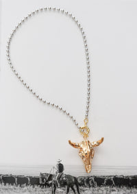 THE HUNTRESS NECKLACE
