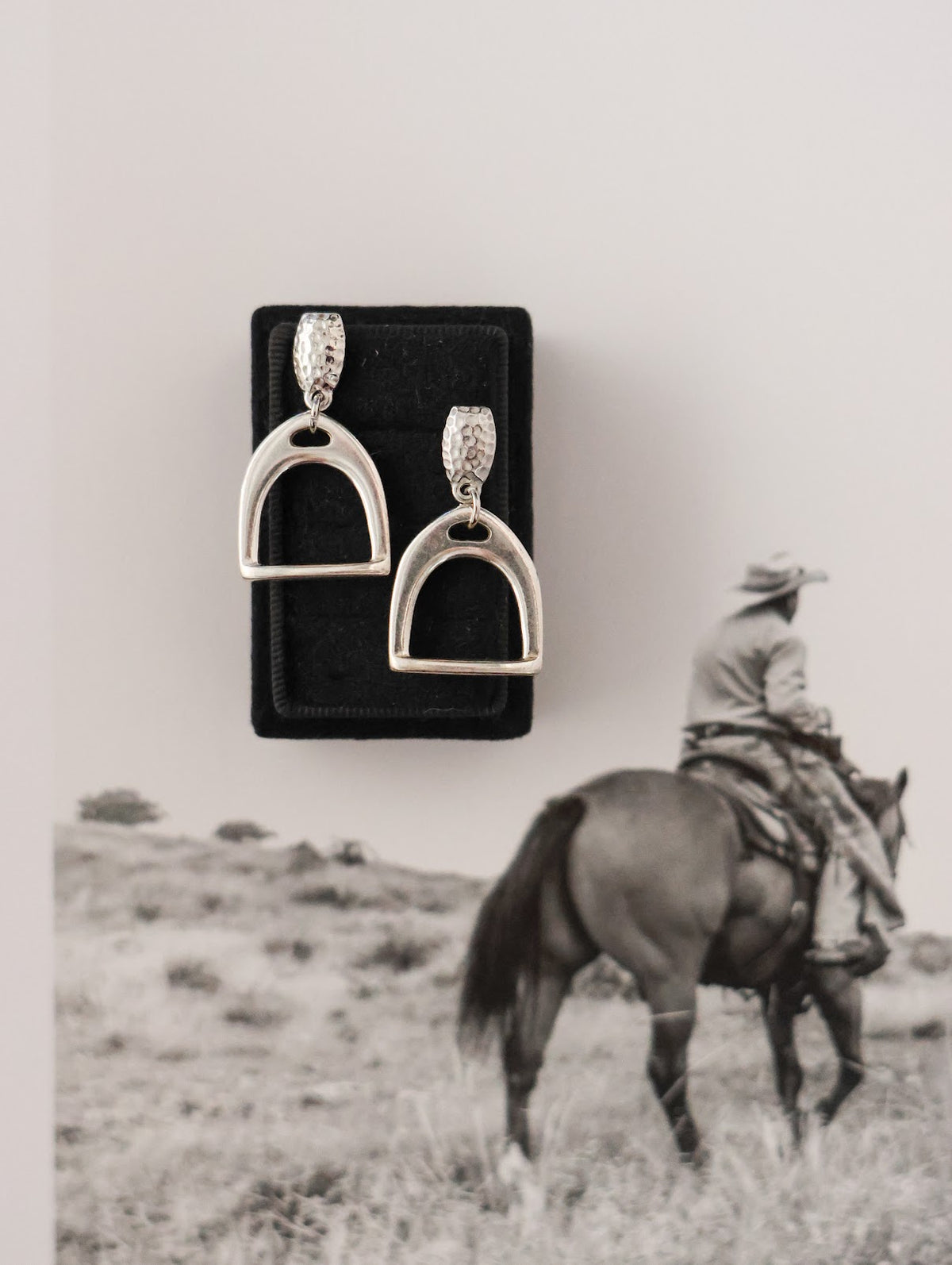 THE JEANE EARRINGS