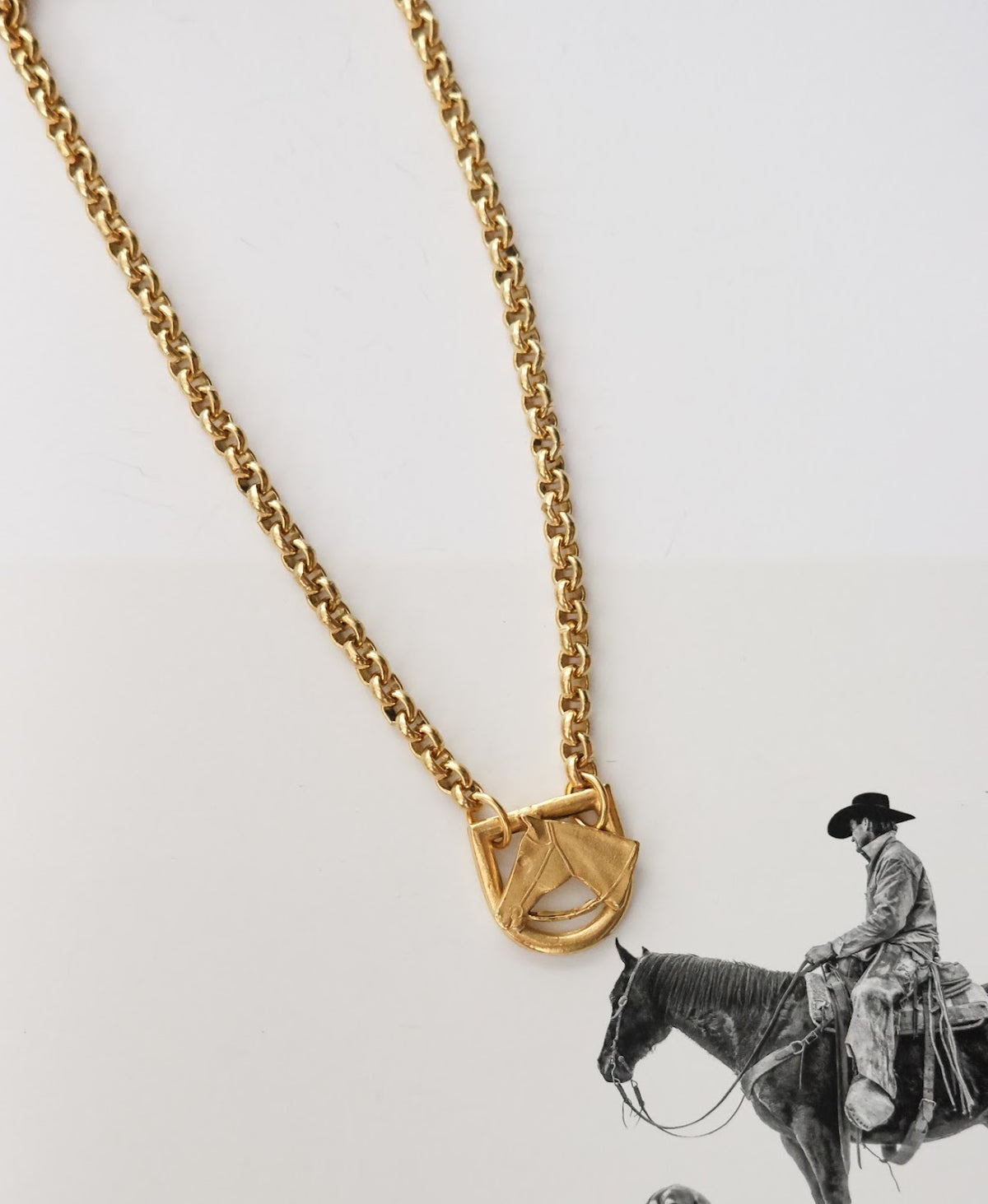 THE TAMMY NECKLACE