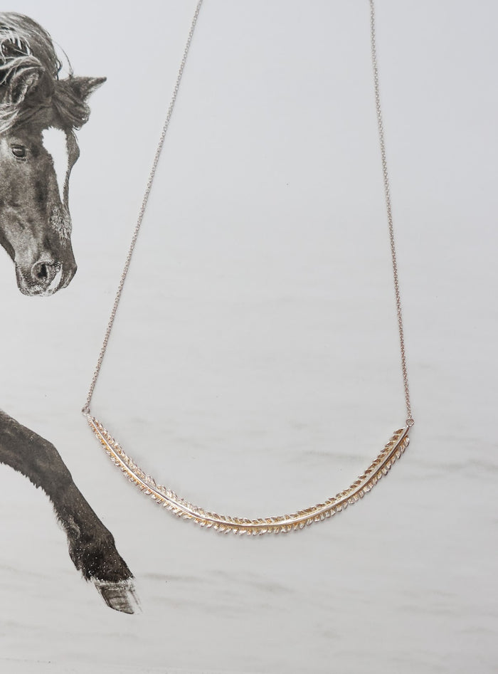 DAINTY FEATHER NEKCLACE