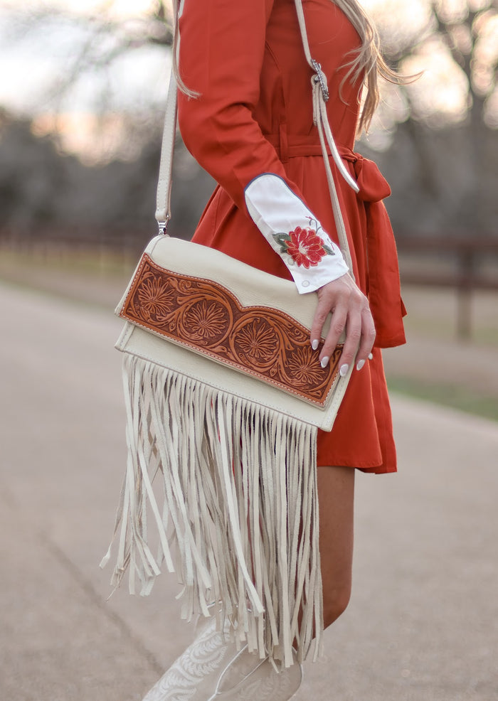 DOUBLE J SADDLERY DAISY TOOLED CLUTCH STADIUM PURSE