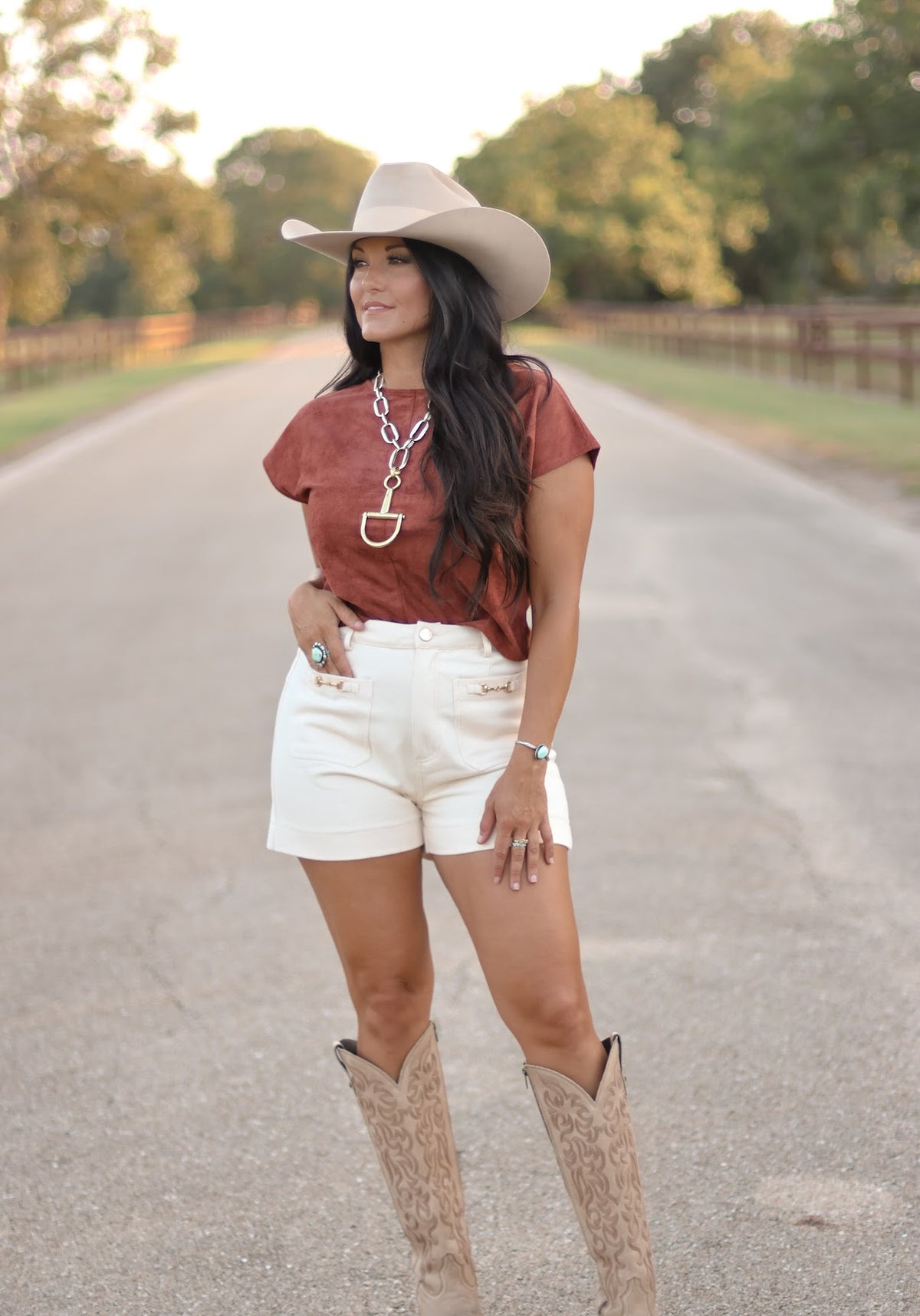 THE HILO TOP