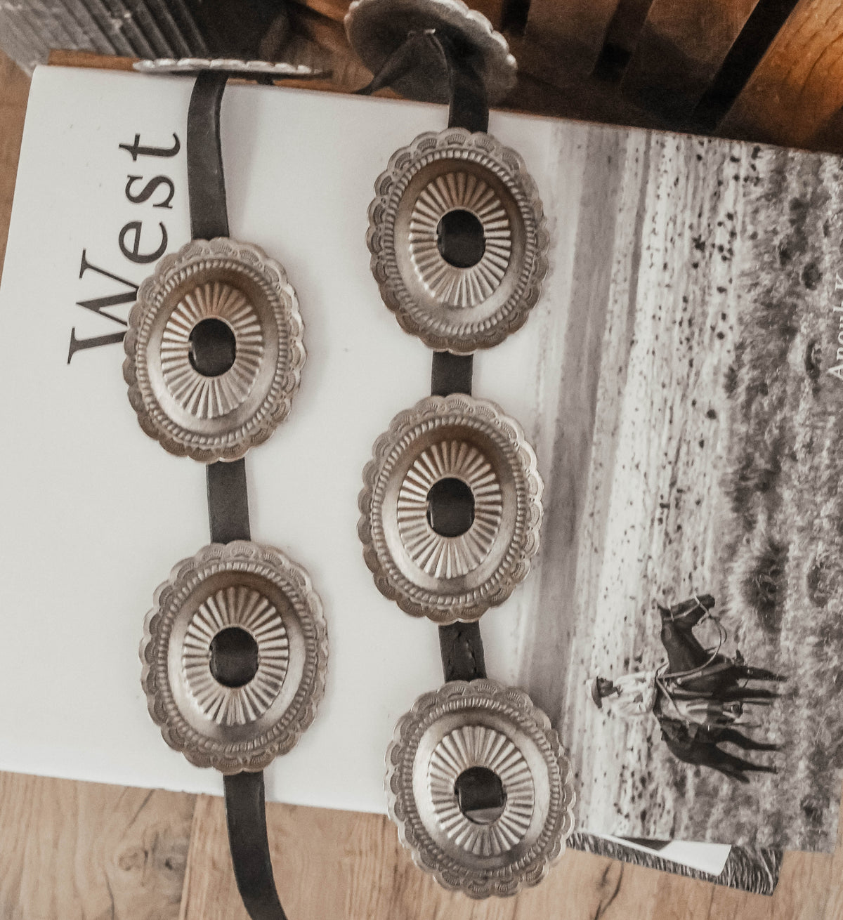 DOUBLE J SADDLERY CONCHO BELT