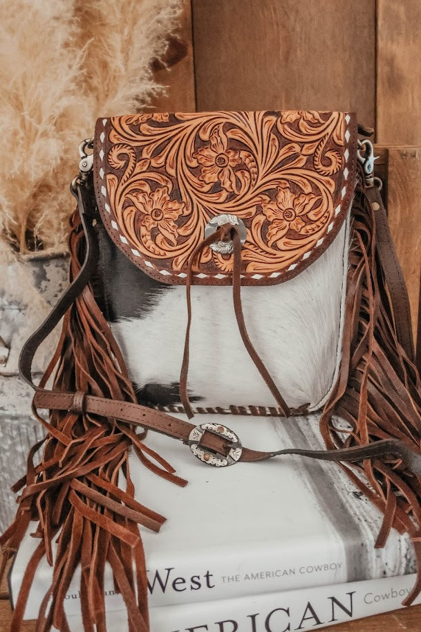 THE LARADO CROSSBODY