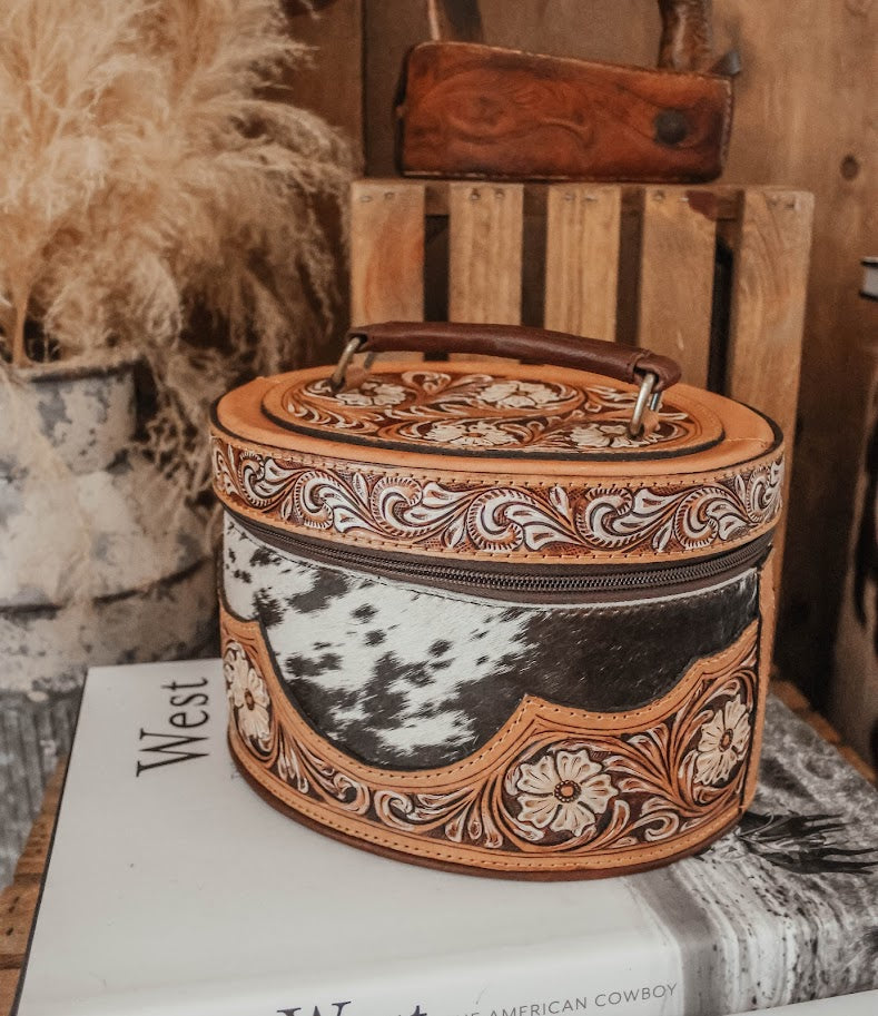 THE DARBY JEWELRY CASE