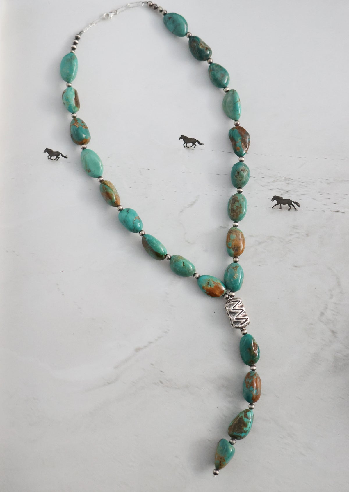 THE INDIGO NECKLACE