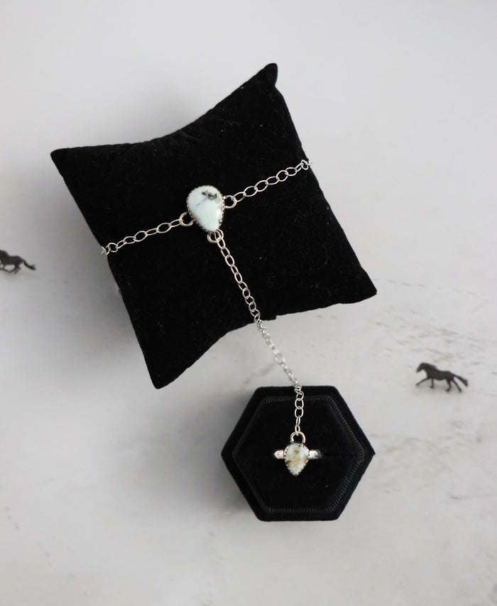 THE LORENA HAND CHAIN - PALOMINO
