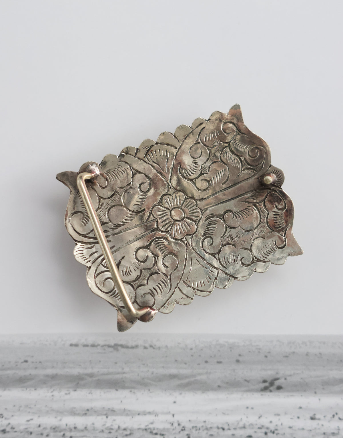 THE BROOKS BUCKLE