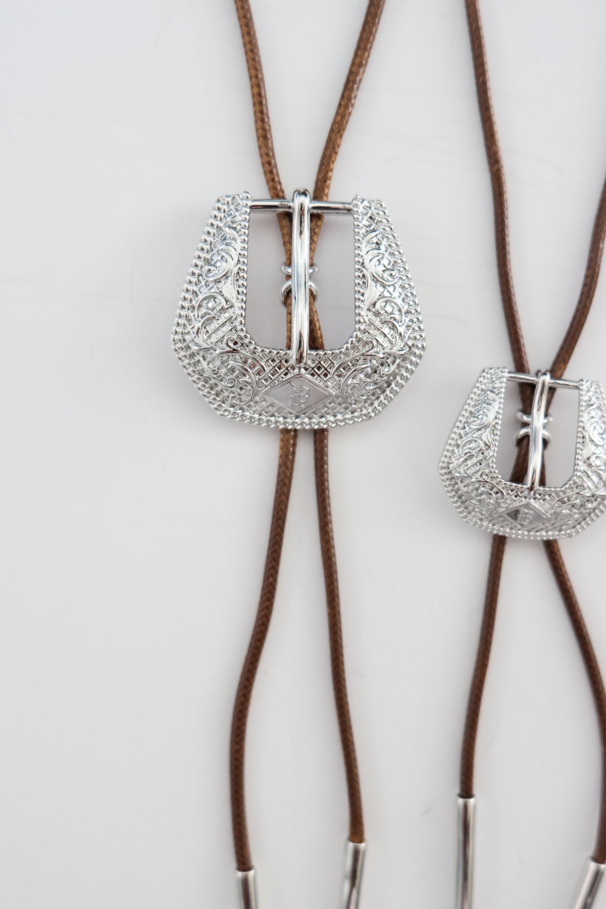 BOLO BROWN BETTY NECKLACE - SILVER