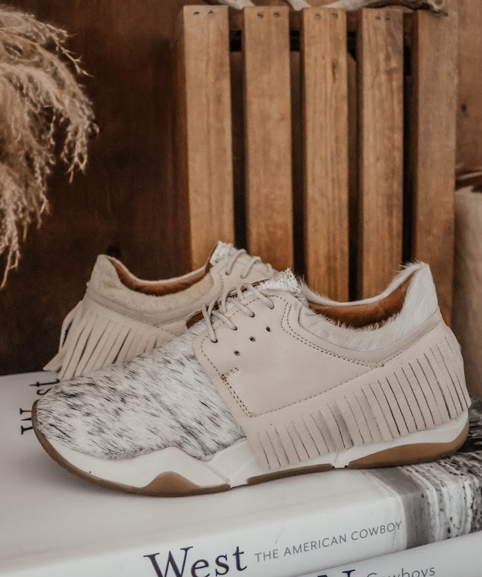 THE MORGAN FRINGE SHOE