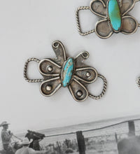 BUTTERFLY SCARF SLIDE