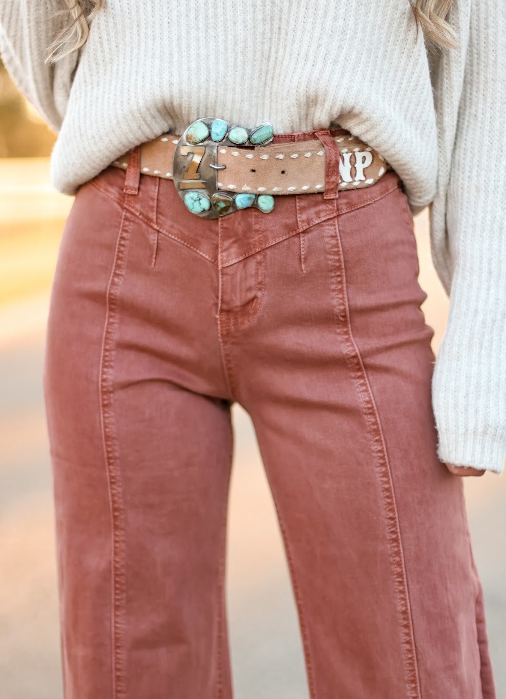THE LILA JEANS