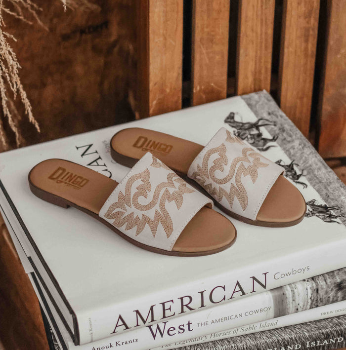 DINGO LASSO SANDAL - WHITE