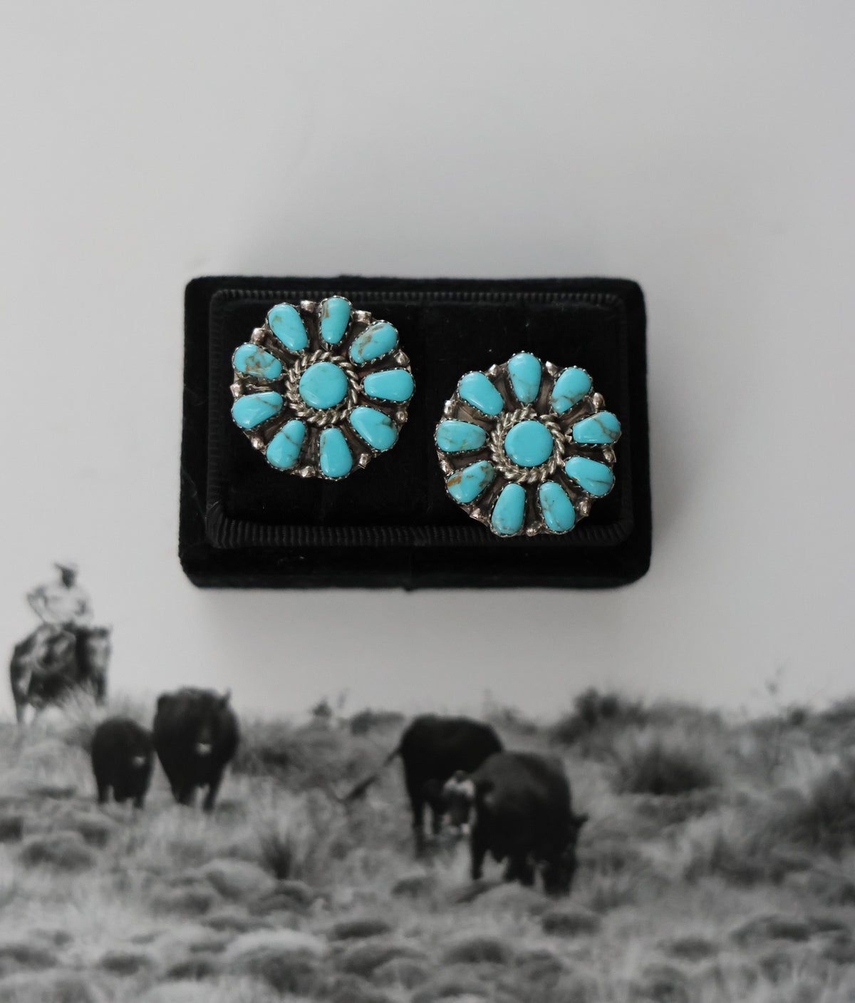 THE LAYLA CLUSTER EARRINGS