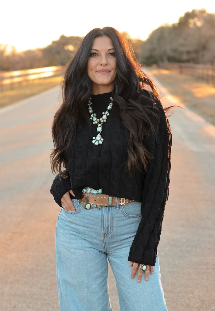 THE CHESNEY SWEATER-BLACK