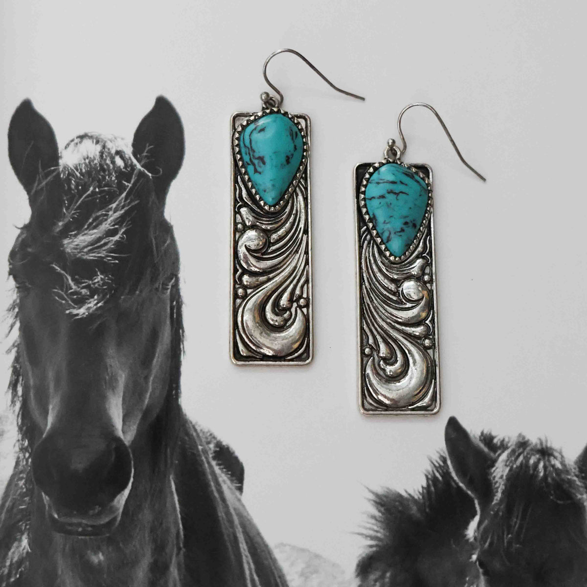 THE WELLS EARRINGS