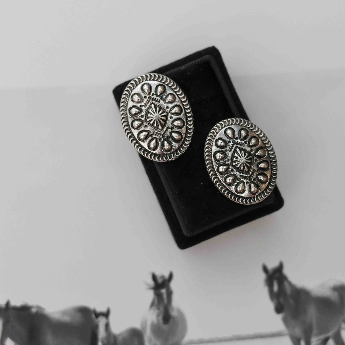 THE TAYLOR EARRINGS