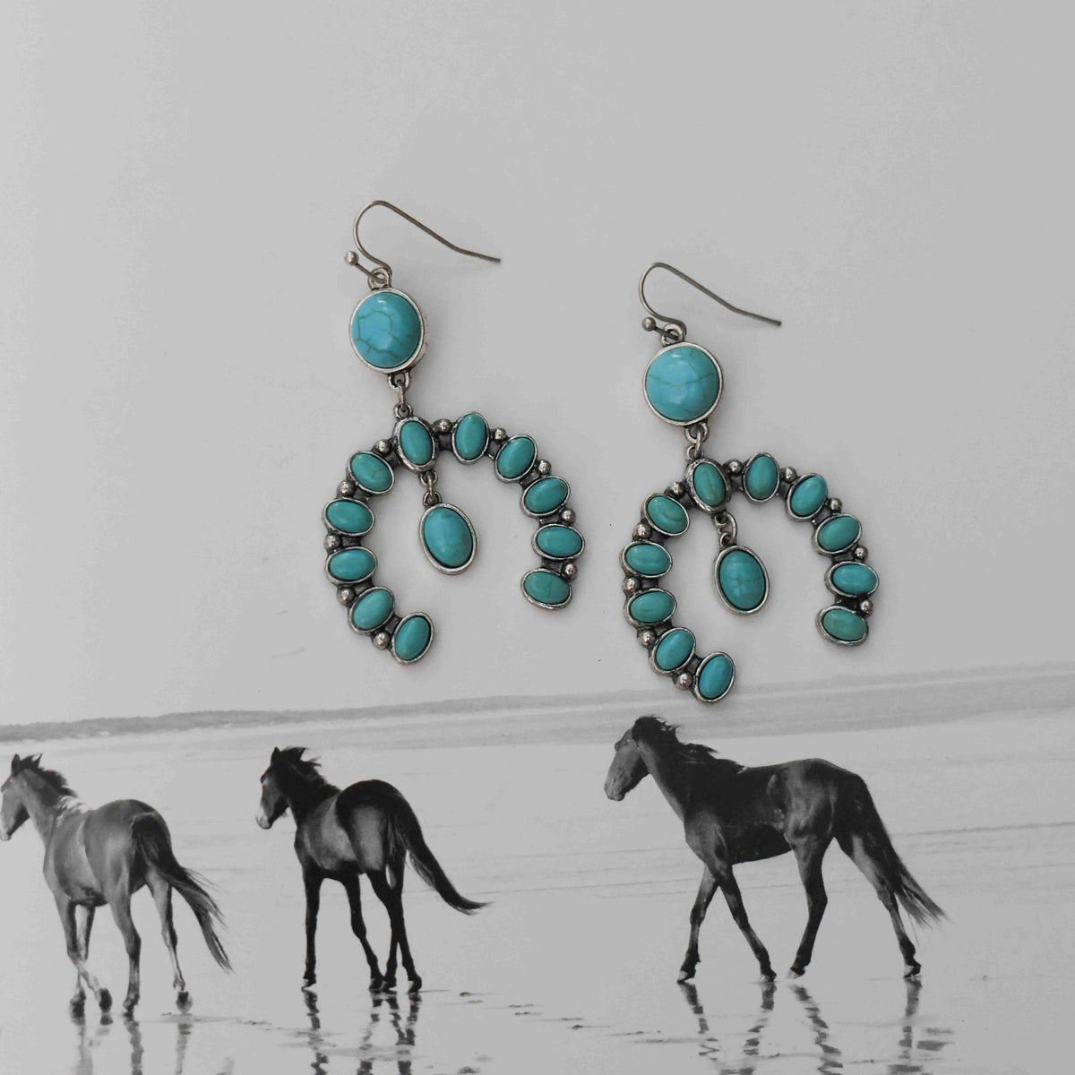 THE LESLIE SQUASH EARRINGS