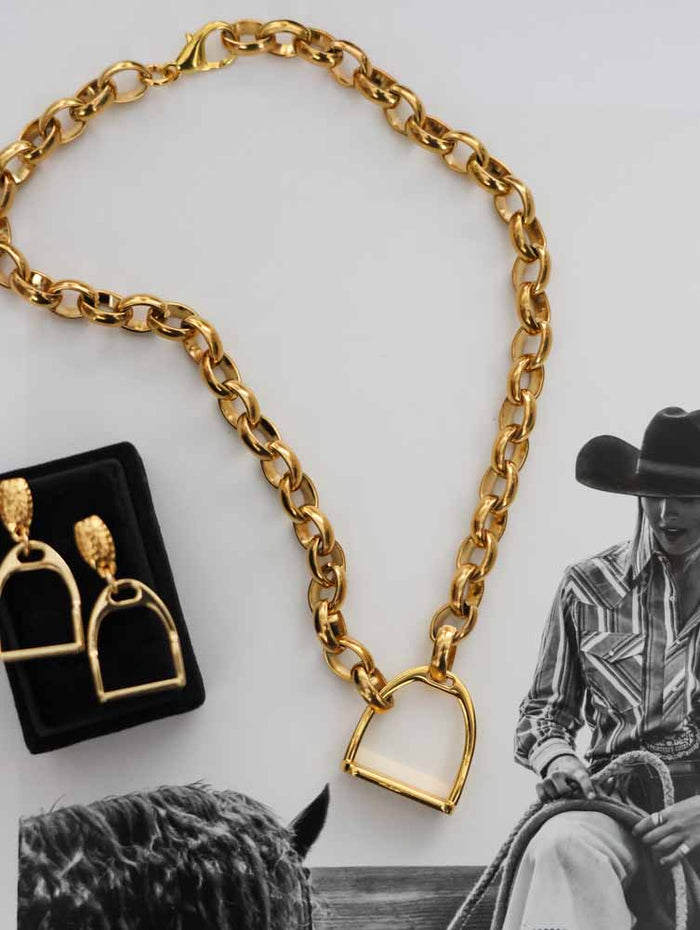 THE BRENHAM STIRRUP NECKLACE