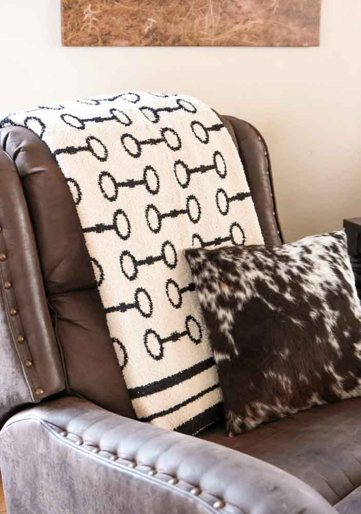 REVERSIBLE HORSE BIT BLANKET