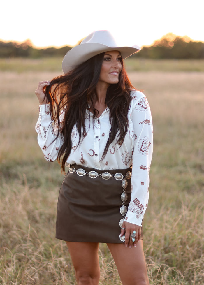 SCULLY CATTLE ROPER EMBROIDERED TOP