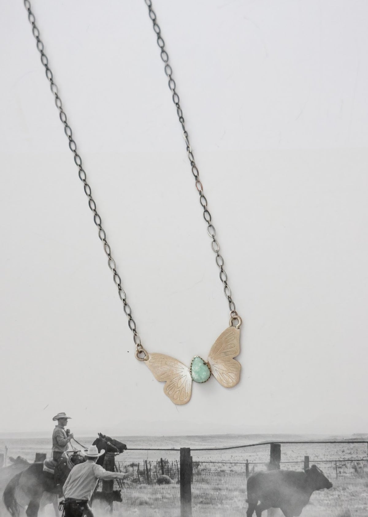 THE DARBY NECKLACE