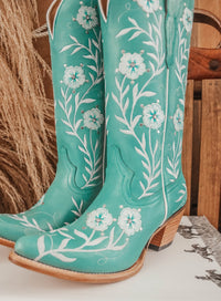 ARIAT ROMANCE J TOE FLORAL BOOT