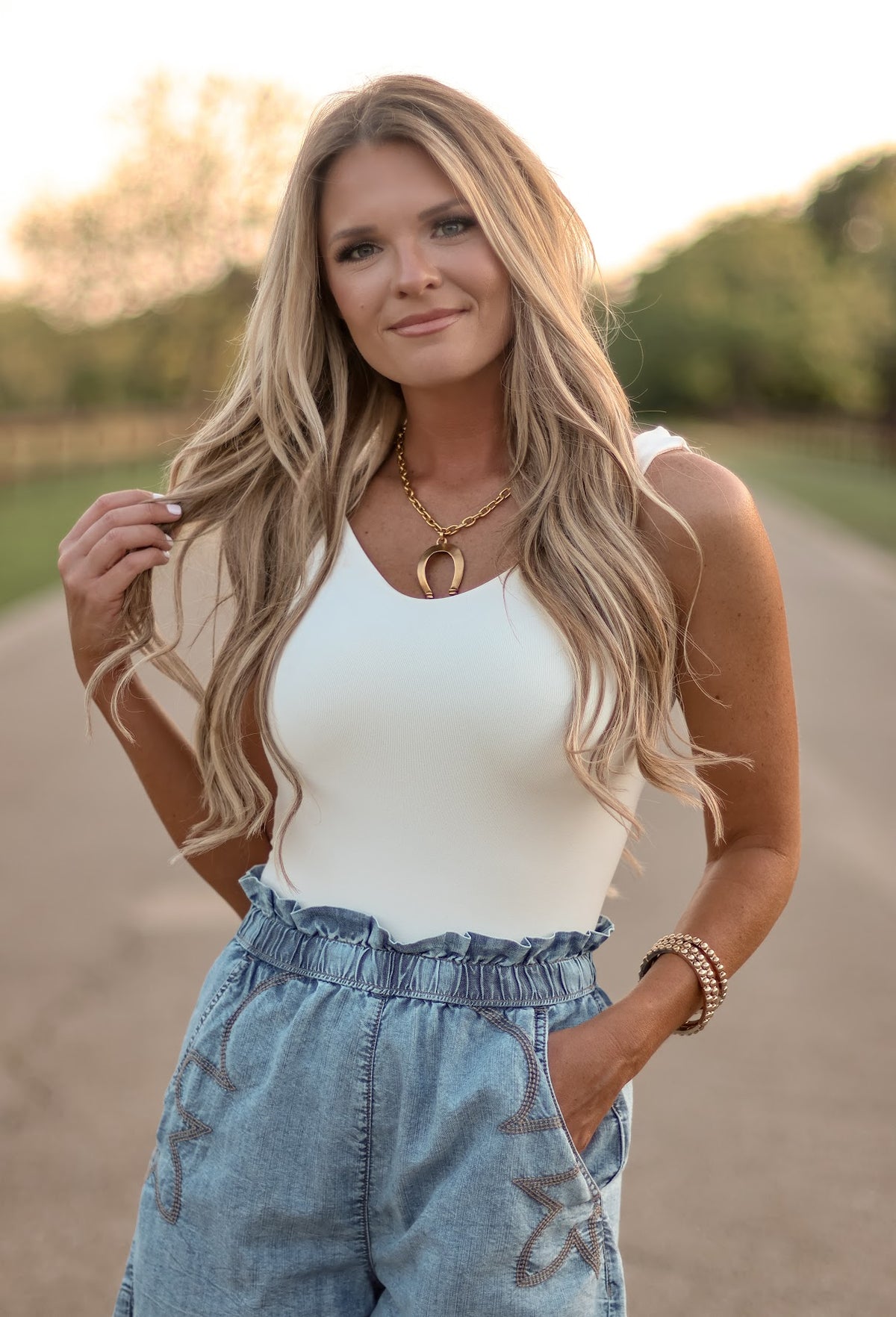 THE ZOE BODYSUIT-CREAM