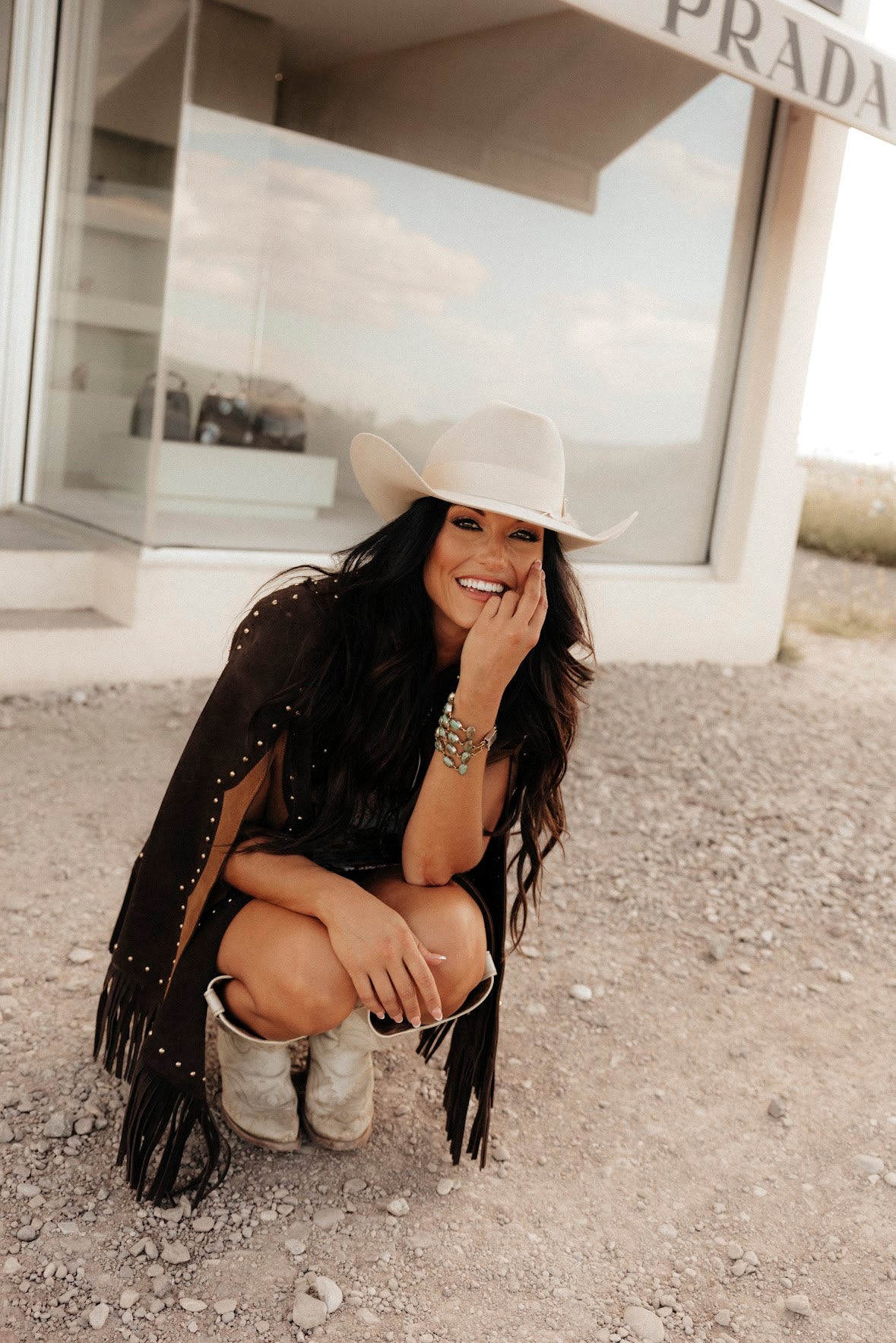 SHADES OF CHOCOLATE CAPE