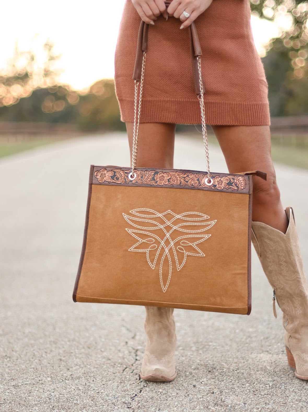 THE LORETTA TOTE PURSE