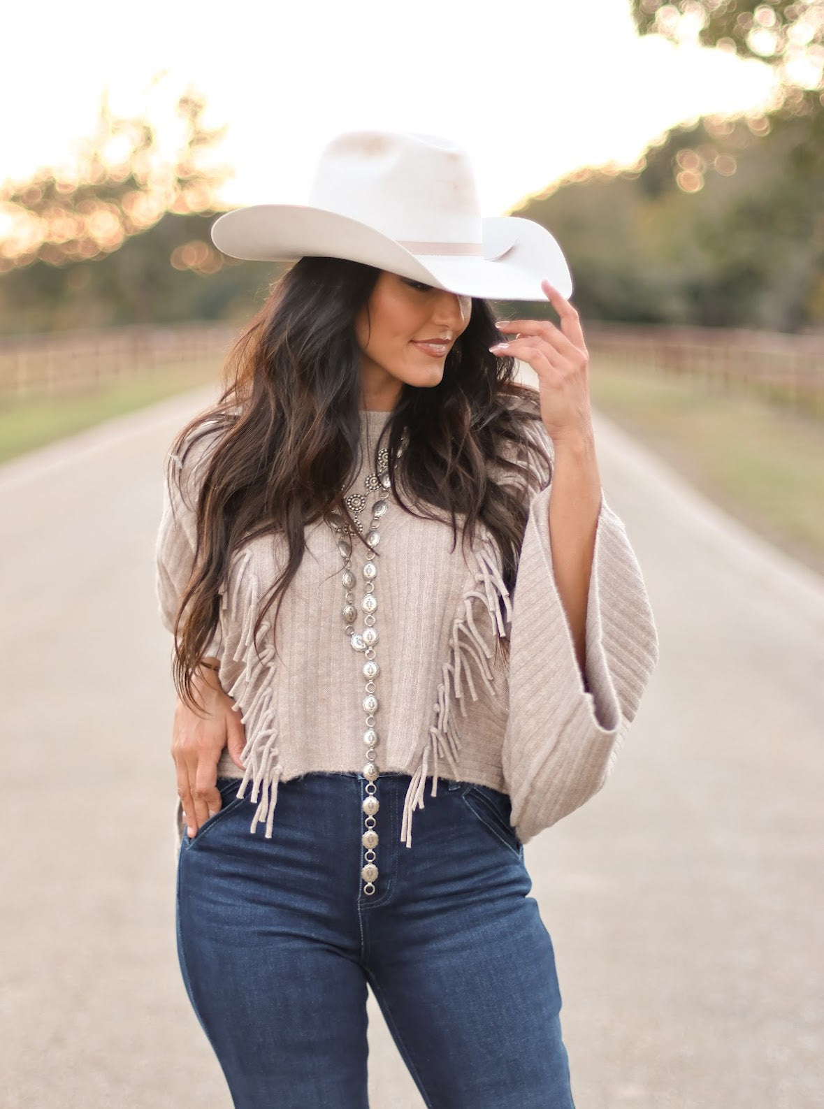 ARIAT HEATHER PONCHO SWEATER