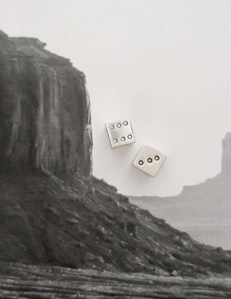 STERLING SILVER ROLLING DICE