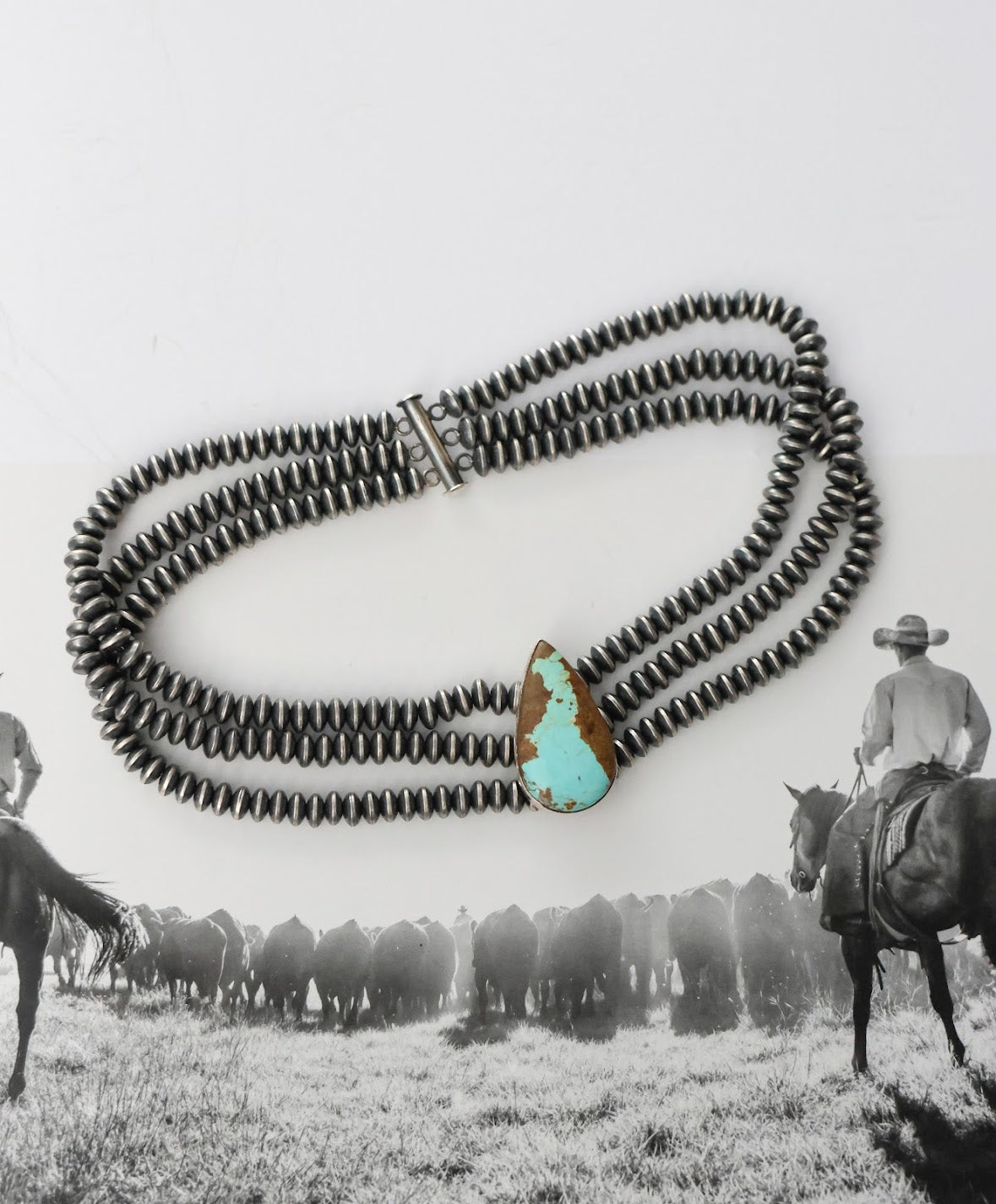 THE WYOMING NECKLACE