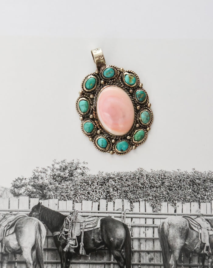 THE DARBY PENDANT